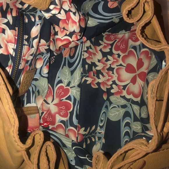 Lucky brand purse - Picture 3 of 5